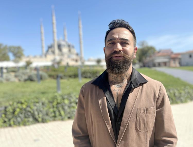 DİKEÇİN ATIŞ YAPMASI İÇİN BİLEREK BOŞ BIRAKTIM