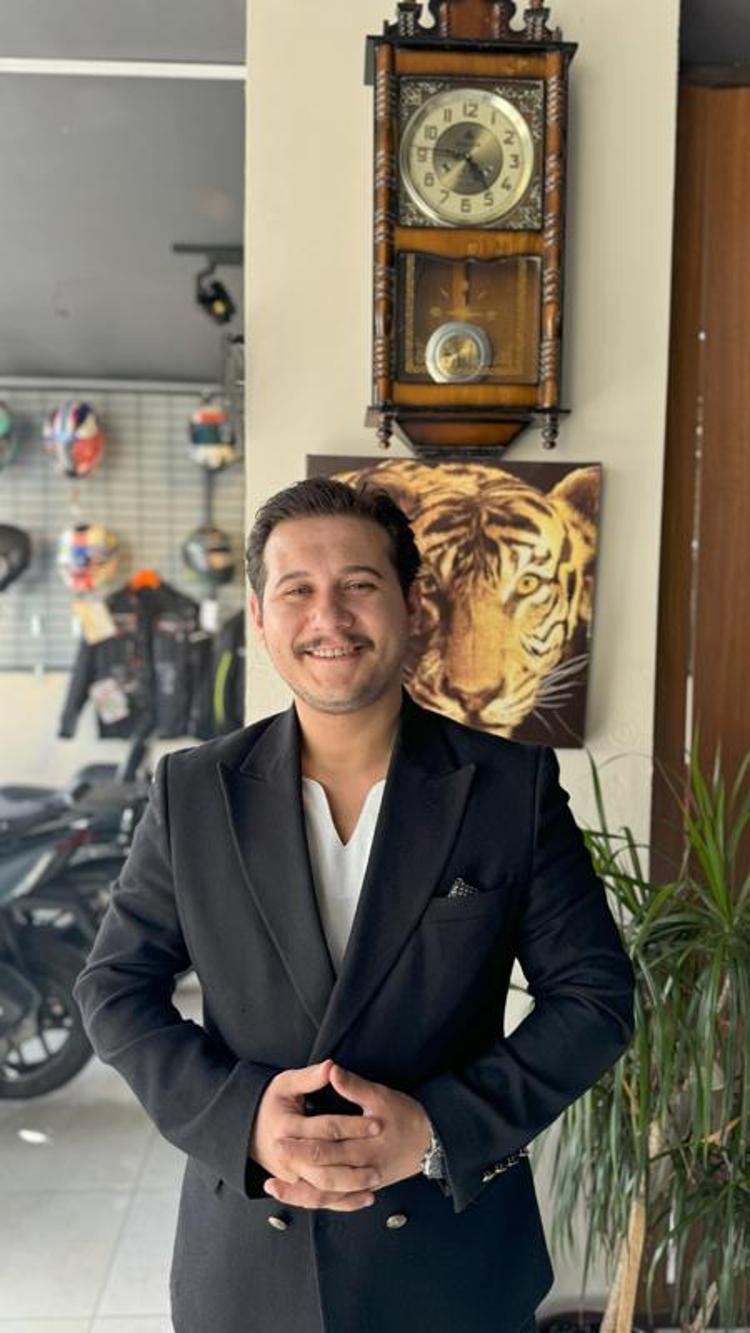 ‘EN FAVORİ TAKLİT AZİZ BAŞKAN’