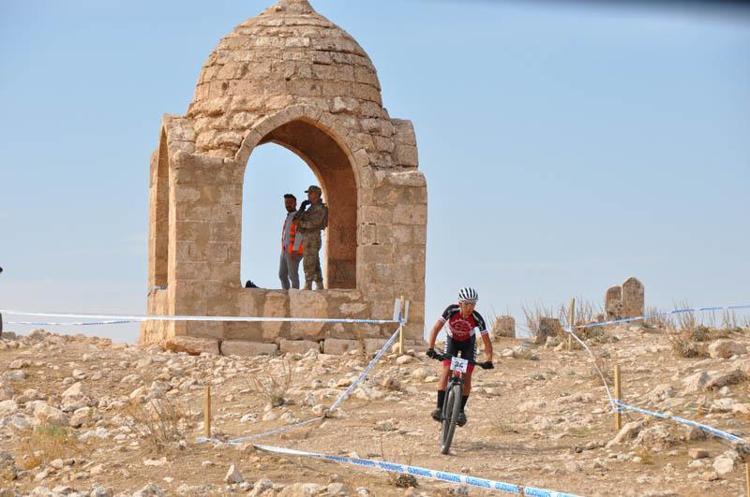 ‘HAYLİ YORUCU BİR PARKURDU, NEFES KESİCİYDİ’