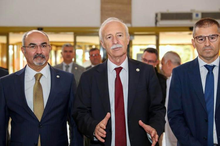 BÜYÜK SORUMLULUK GEREKTİREN BİR İŞ