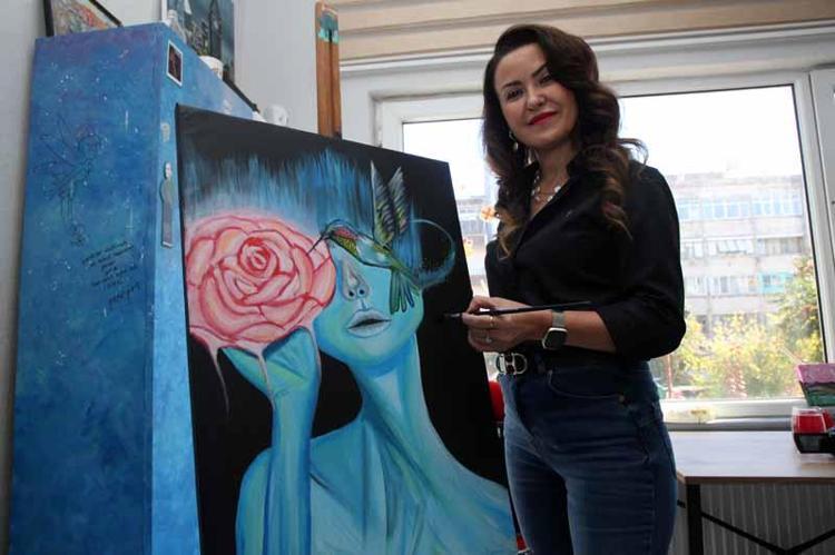 ‘RESİM BANA BU STRESLE BAŞ ETME GÜCÜ VERİYOR’