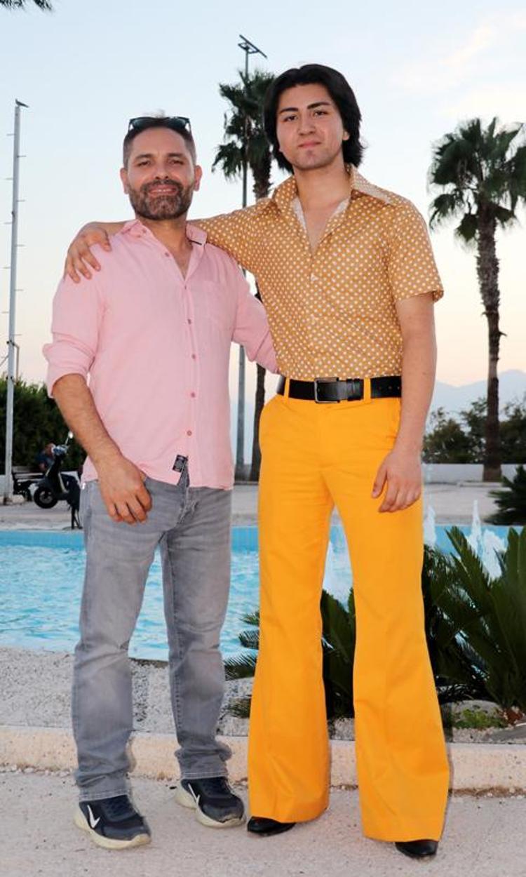 BAYRAĞI BENDEN İLERİ TAŞIDI