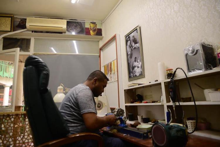 ‘TESPİH BİR TUTKU VE SEVDADIR’