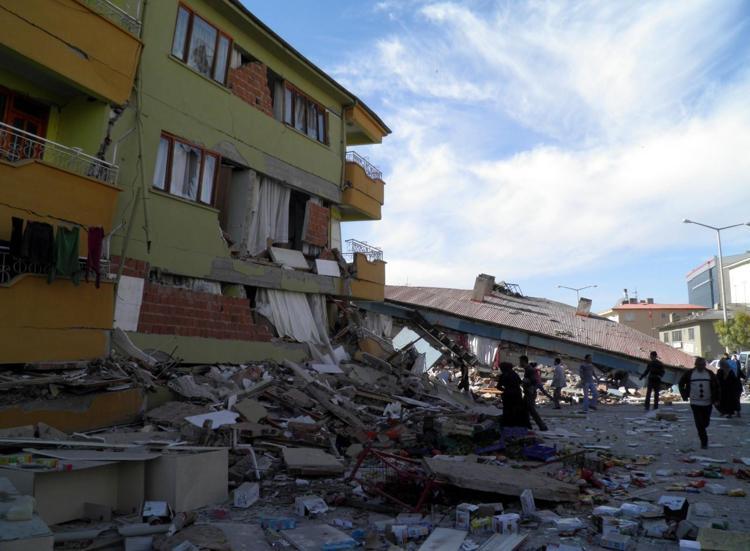 ‘DEPREM ŞİDDETİNİ ARTIRDI’