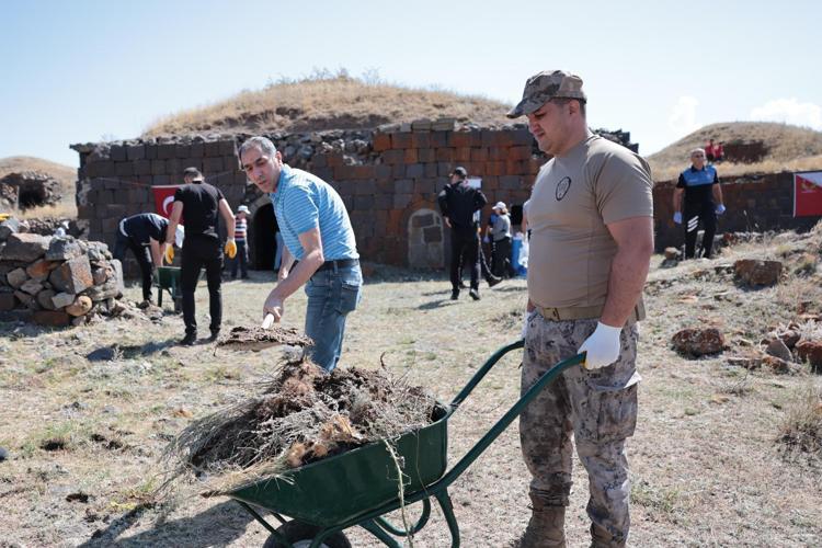 TABYALARDA TEMİZLİK HAREKATI