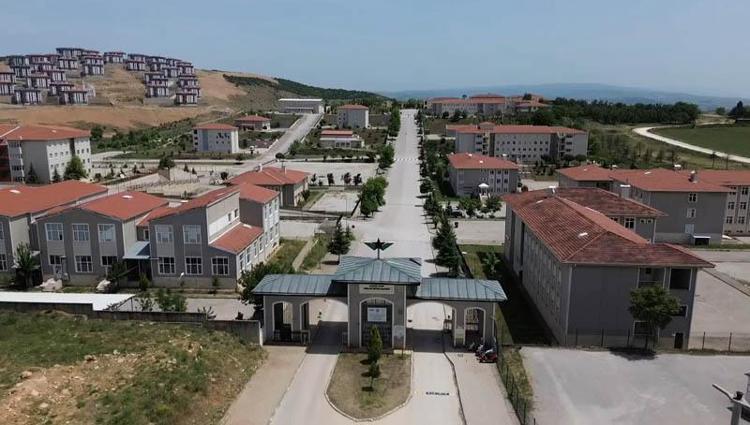 35’İ KIZ, 64 ÖĞRENCİ EĞİTİM GÖRÜYOR
