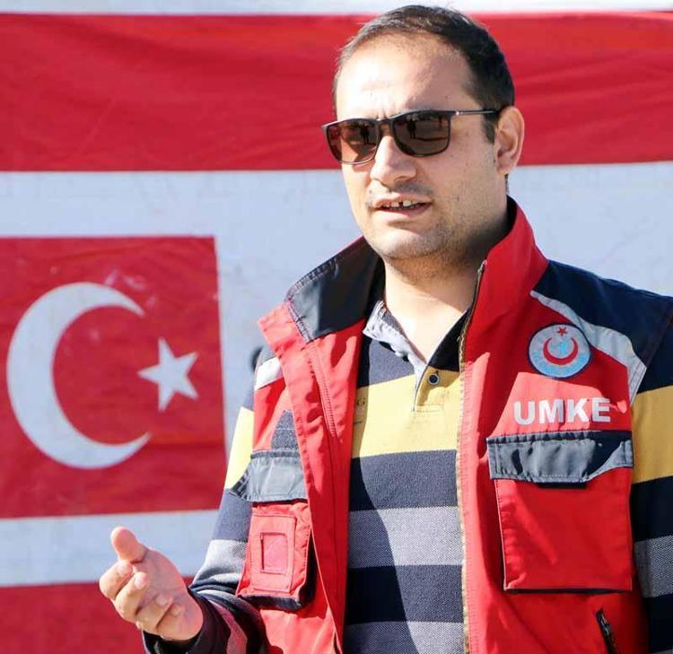 PERSONEL GECEYİ ÇADIRLARDA GEÇİRİYOR