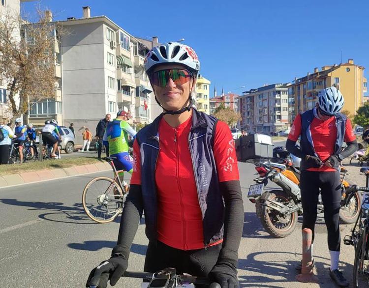 AYLİN YÜCE: KÜRSÜ GÖRMEK ÇOK GÜZEL