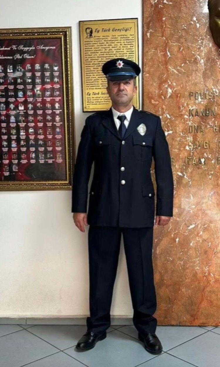 ŞÜPHELİLER KAÇTIKLARI OTOMOBİLLERİ BİR GALERİYE BIRAKTI