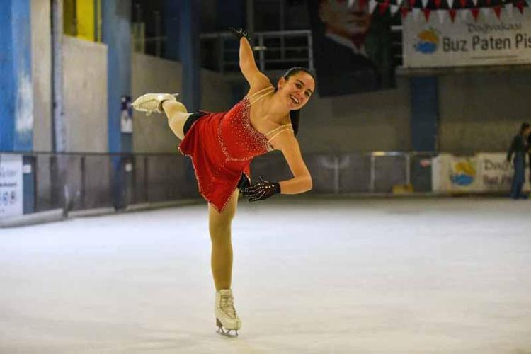 TÜRKİYEYE BİRİNCİLİK GETİREN ŞARKI İLE PERFORMANS YAPACAK