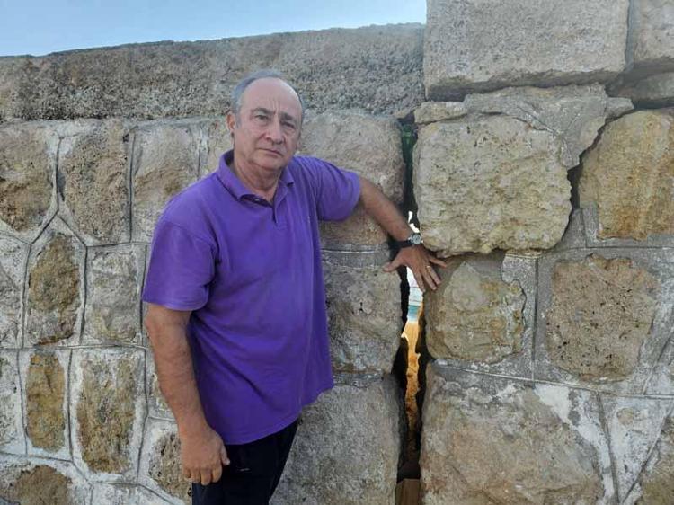 İSKELE YÜZEYİ 15 DERECE YAMULDU