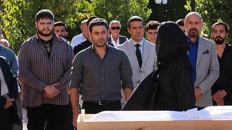 UZAK ŞEHİR SOSYAL MEDYAYI DA YIKTI GEÇTİ