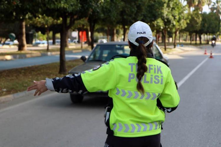 YAYAYA YOL VERMEYEN 29 SÜRÜCÜYE CEZA