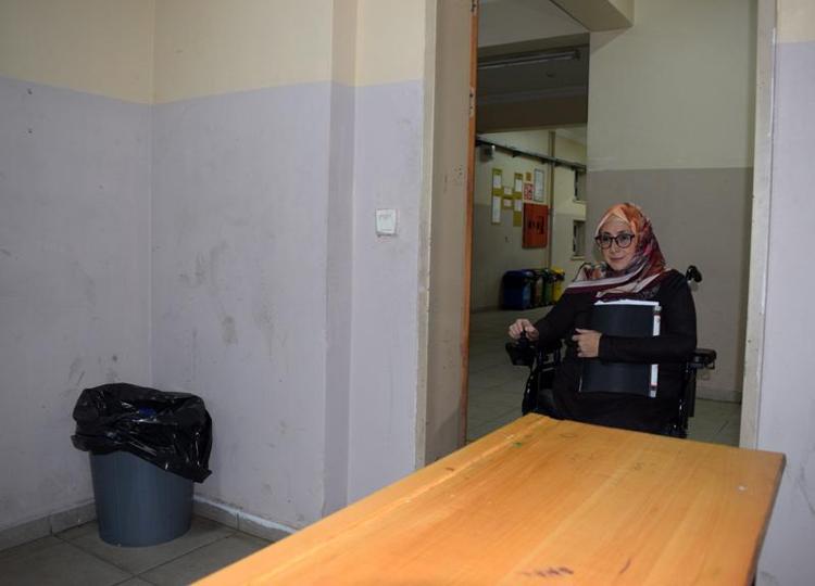 OKULA GİTMEK ÖĞRETMENLİKTEN DAHA ZORDU