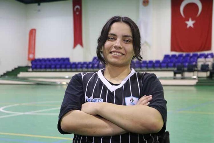 İNSANA YAŞADIĞINI HİSSETTİRİYOR