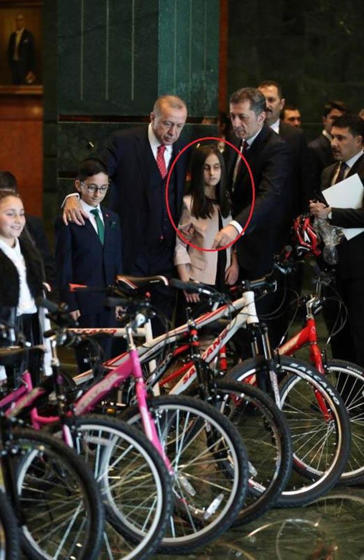 ‘KÜÇÜK YAŞTAN BERİ KUR’AN AŞKIYLA BÜYÜTÜLDÜM’