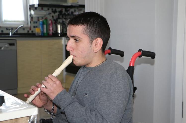 FLÜT ÇALMAYI 1-2 SAATTE ÖĞRENDİM