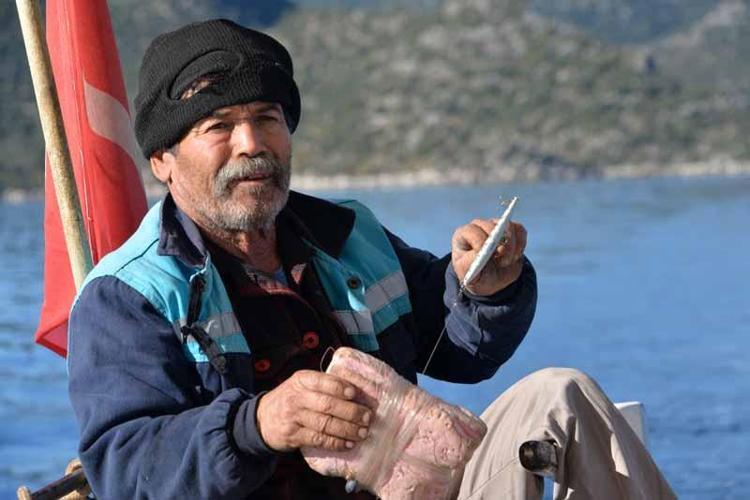 GÜNEŞ DOĞMADAN KOYLAR TEMİZLENİYOR