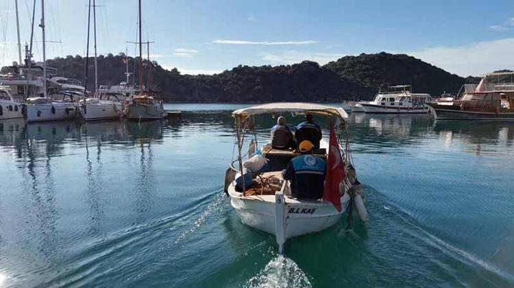 30 YILDIR KEKOVAYI TEMİZLEYEN ADAM