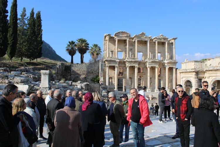 MİLYONLARCA EMEKLİNİN TATİL YAPMASININ ÖNÜNÜ AÇABİLİR