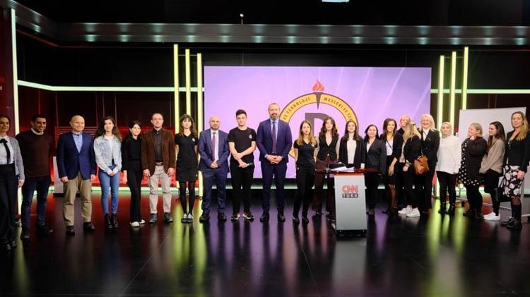 CANBOLAT: ERASMUS, AYNI ZAMANDA KÜLTÜREL BİR KÖPRÜYDÜ