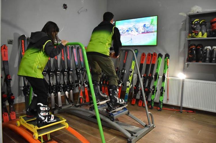 ‘KAYAK, ÇOK EMEK VE ÖZVERİ İSTEYEN BİR SPOR’