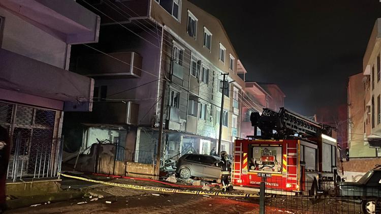 VALİ İLE BÜYÜKŞEHİR BELEDİYE BAŞKANI OLAY YERİNDE