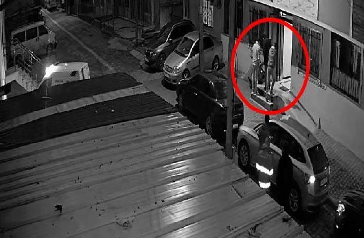 PATLAMA ÖNCESİ BİNADA OTURANLAR DOĞAL GAZ EKİBİ ÇAĞIRMIŞ