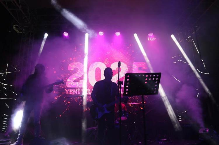 SOKAK PARTİSİ YAPILDI