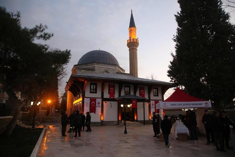 ‘MÜBAREK KANDİL GECESİNDE CAMİMİZİ TEKRAR İBADETE AÇIYORUZ’
