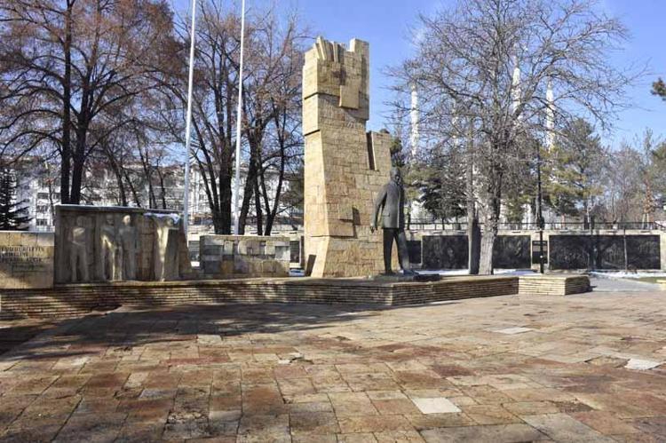 BİZZAT HALKIN PARASI İLE YAPILMIŞ