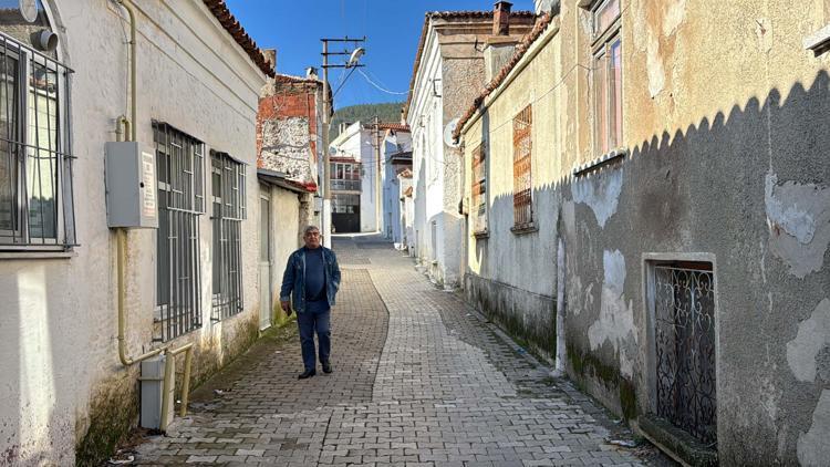 EL, HALKA VE BİRÇOK ÇEŞİDİ VAR