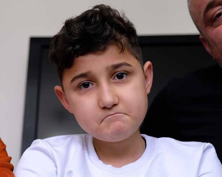 ‘GÖZÜMÜZÜN ÖNÜNDE ERİYOR’