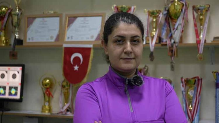 BERFİNİN HEDEFLERİ BÜYÜK