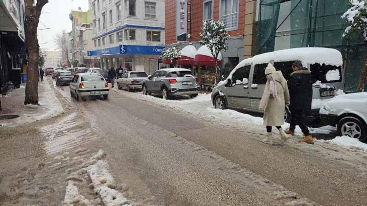 KEŞAN’DA ARAÇ PARKLARINDAN 3 GÜN ÜCRET ALINMAYACAK