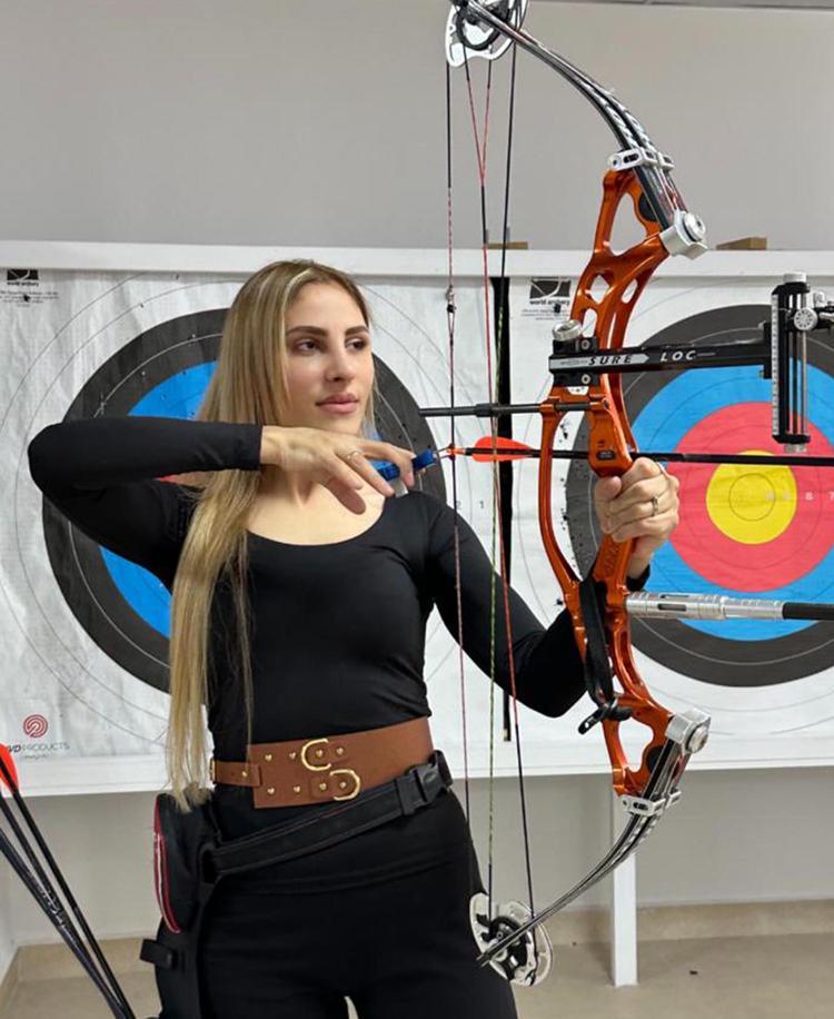 BENİ DİNÇ VE DİRİ KILIYOR