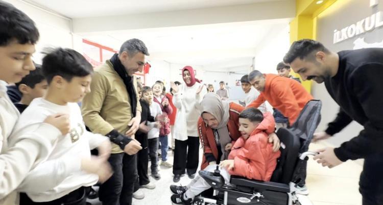 ARTIK KİMSEDEN YARDIM İSTEMİYORUM