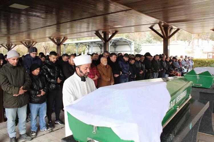 MİNİK ERCİN, DEFNEDİLDİ