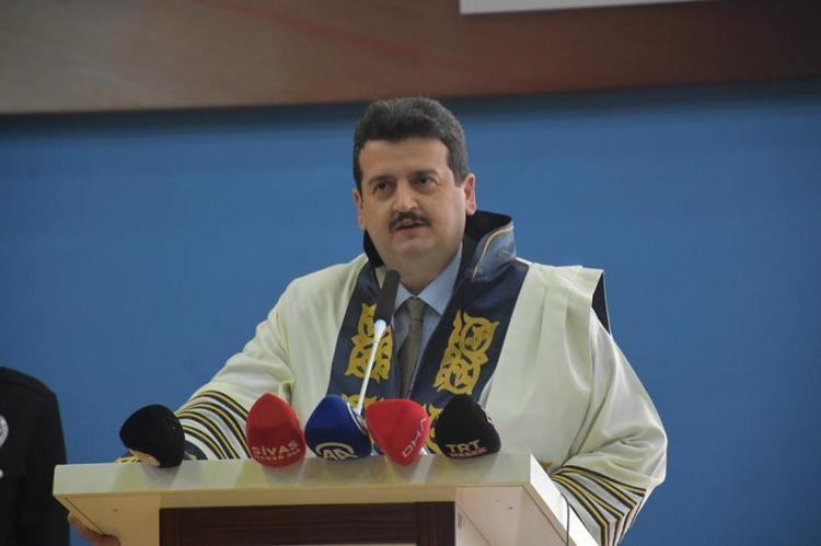 IŞIKLARI HİÇBİR ZAMAN SÖNMEZ