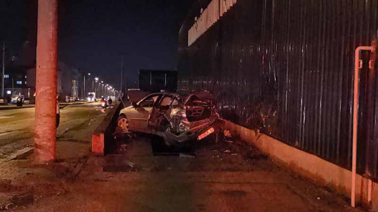 KAÇARKEN KAZA YAPTILAR