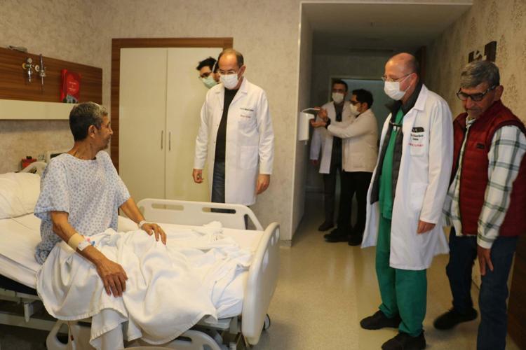 HİÇ PES ETMESİNLER