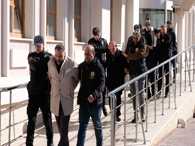 6 ŞÜPHELİ TUTUKLANDI