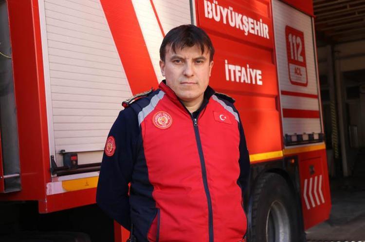 KESİNLİKLE KIZGIN YAĞA SUYLA MÜDAHALE EDİLMEMESİ GEREKİYOR