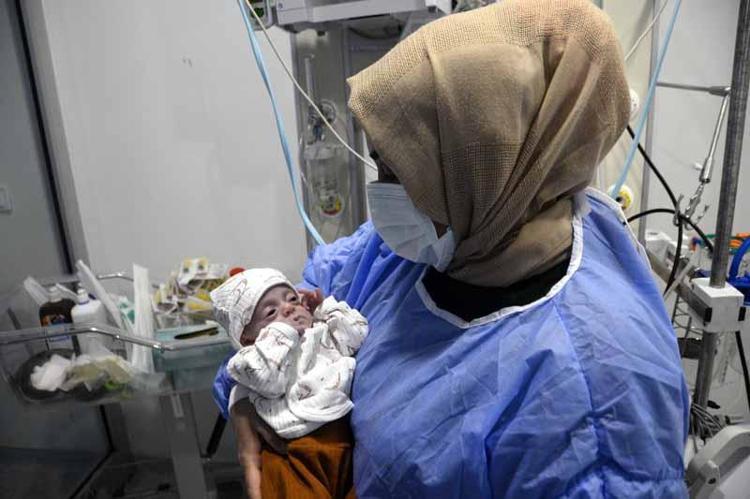 ‘HİRA SU BEBEĞİMİZ ÇOK GÜÇLÜ BİR ŞEKİLDE DİRENDİ’