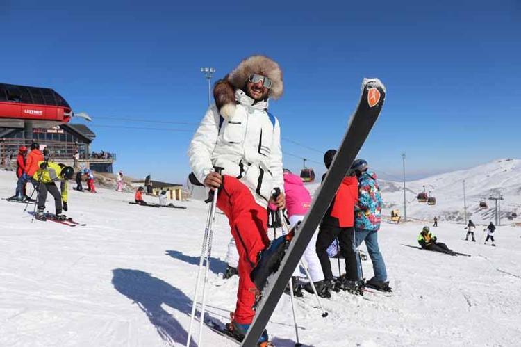 KEŞKE DAHA ÖNCEDEN GELSEYDİM