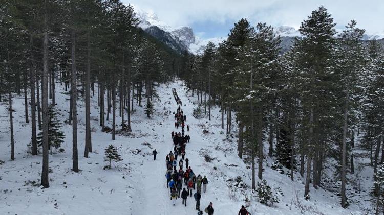 KARADENİZ YAYLALARINI ARATMIYOR