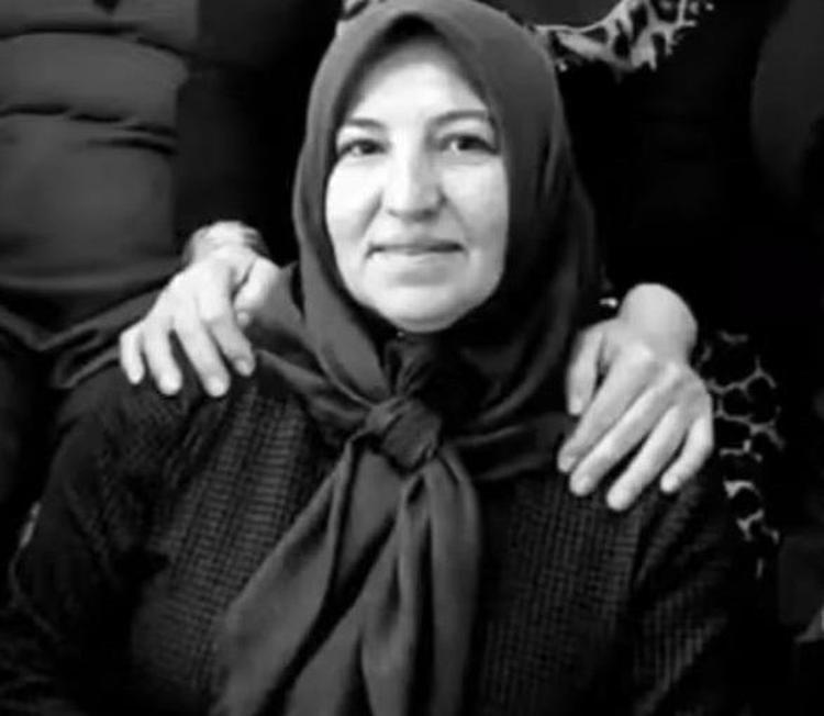 PSİKOLOJİMDEN ÖTÜRÜ, İNSAN YALNIZ KALMAK İSTİYOR