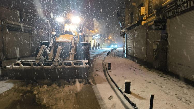 MARDİN’DE EĞİTİME 1 GÜN ARA