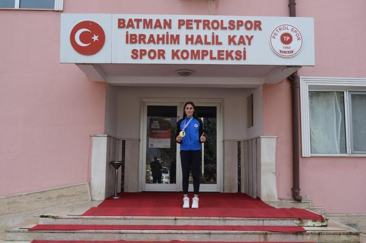 ‘RUKENİN GÖSTERMİŞ OLDUĞU BAŞARI BİZİ ÇOK GURURLANDIRDI’