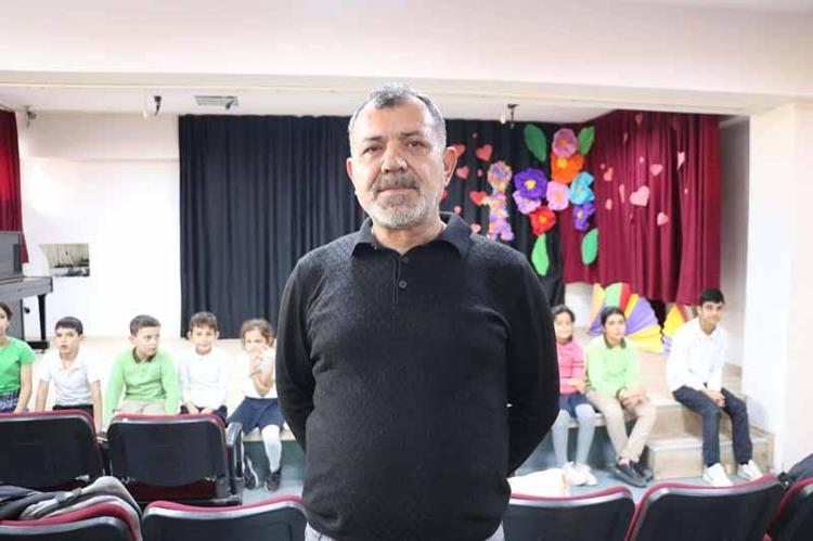 BİRLİKTE BİR ŞEYLER YAPABİLECEKLERİNİ GÖRDÜLER